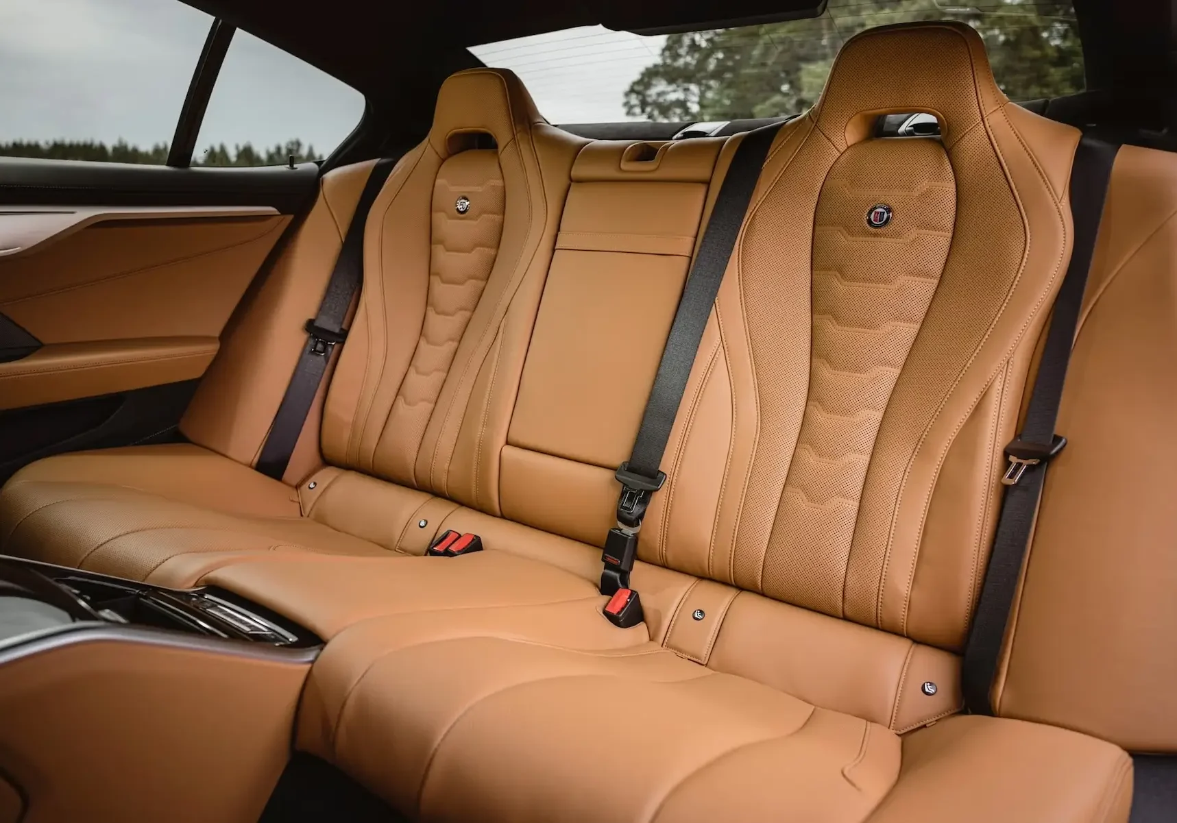 2023-bmw-8-series-alpina-b8-gran-coupe-119-664381d179b52