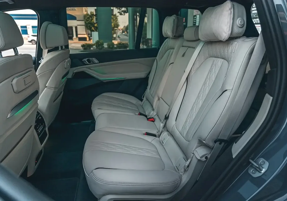 2023-bmw-x7-xdrive-40i121-641c5b348d840